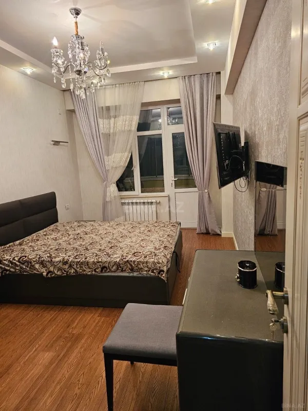 Kirayə verilir 3 otaqlı mənzil 110 m²