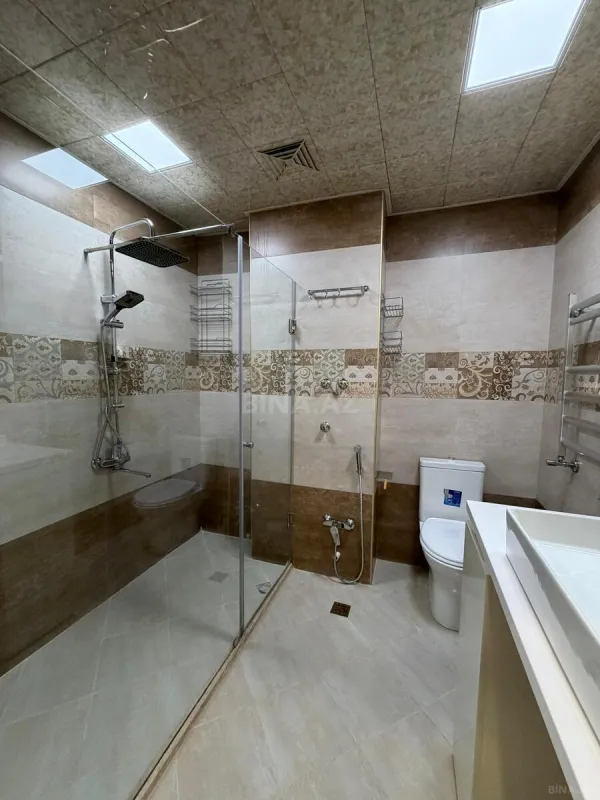 Satılır 3 otaqlı mənzil 106 m²