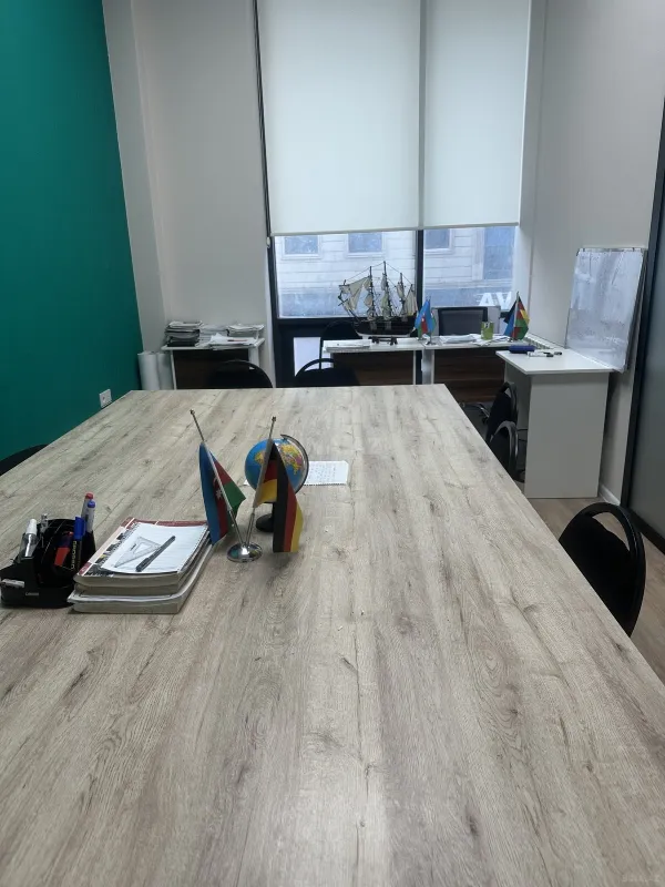 Kirayə verilir 2 otaqlı ofis 60 m²