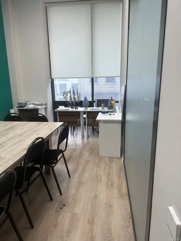 Kirayə verilir 2 otaqlı ofis 60 m²