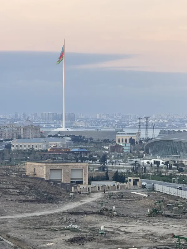 Satılır 2 otaqlı mənzil 80 m²