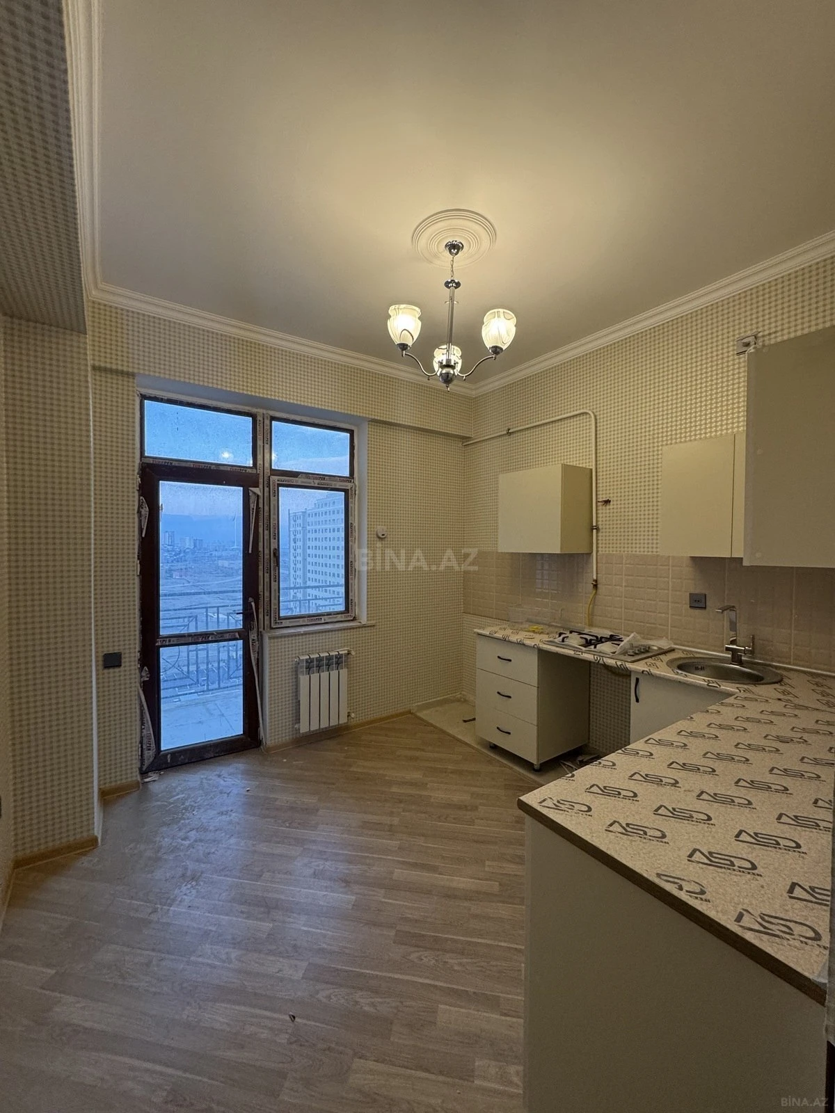 Satılır 2 otaqlı mənzil 80 m²