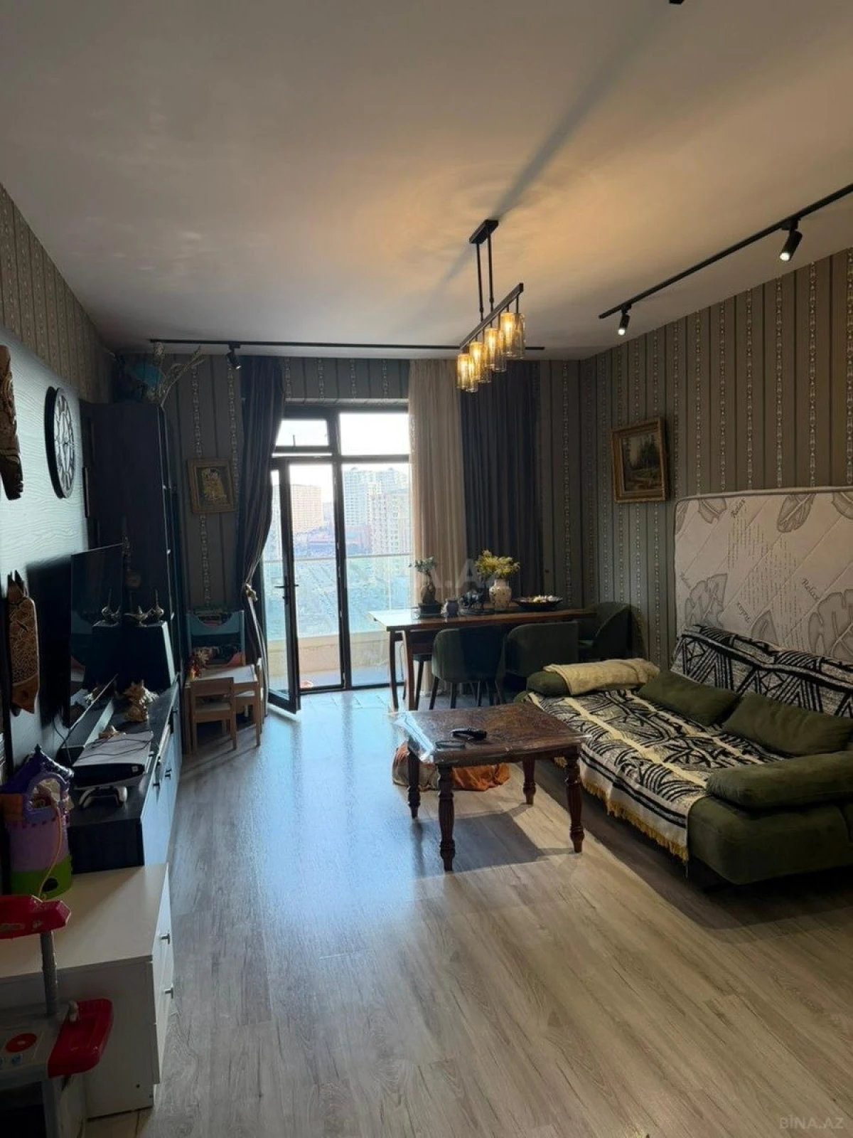 Satılır 2 otaqlı mənzil 66 m²