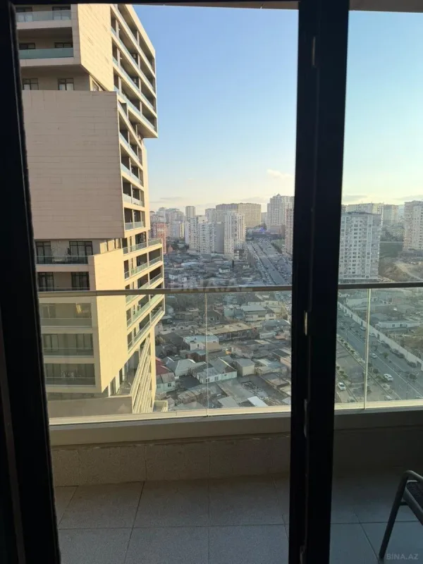Satılır 2 otaqlı mənzil 66 m²