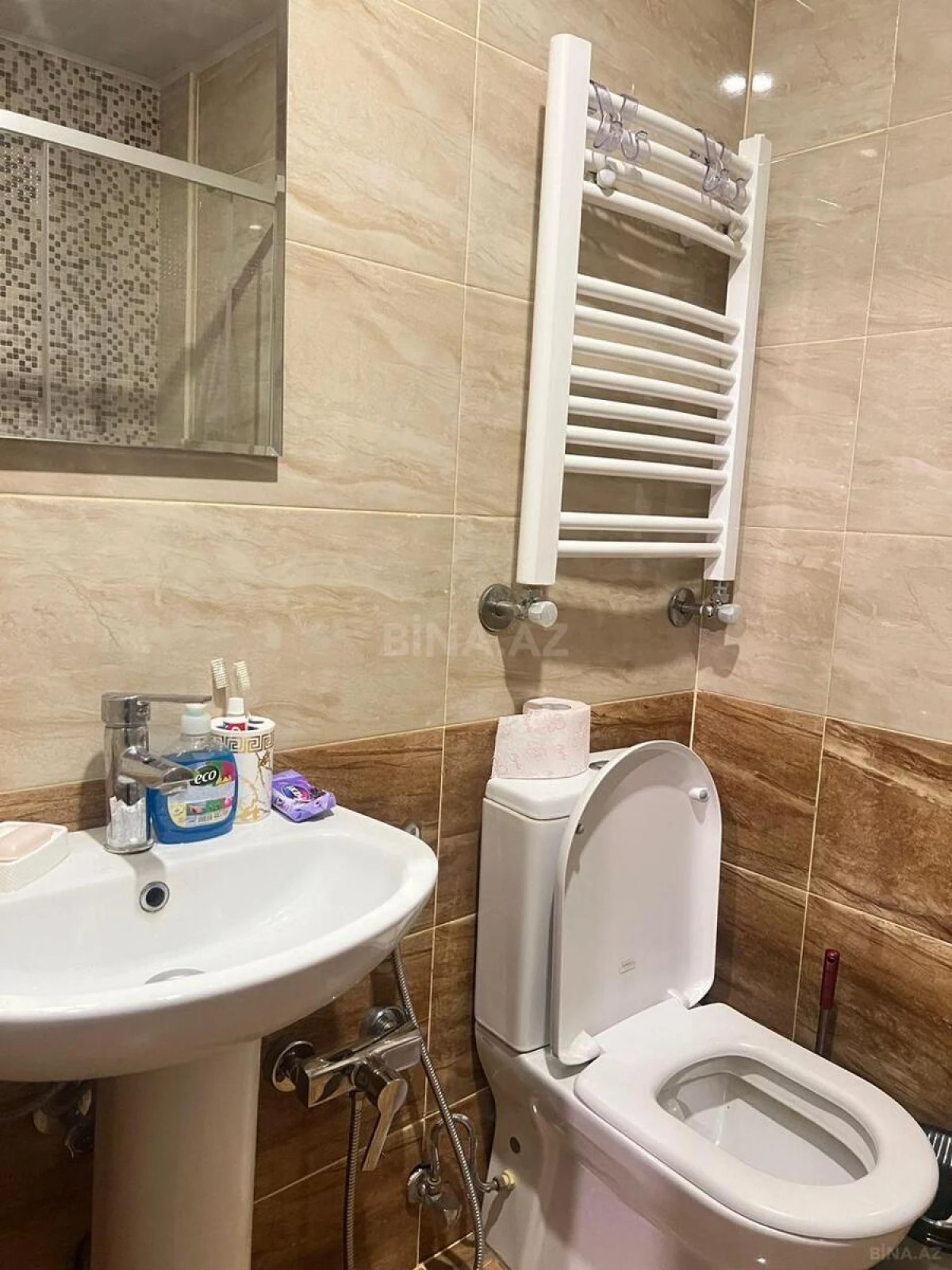 Kirayə verilir 2 otaqlı mənzil 65 m²