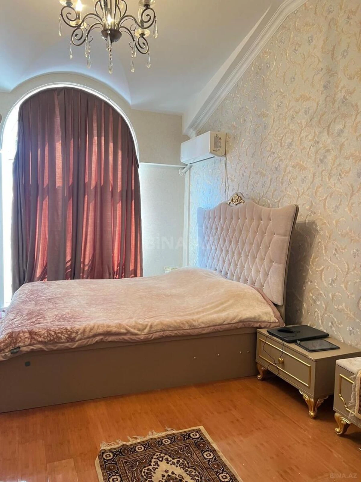 Kirayə verilir 2 otaqlı mənzil 65 m²