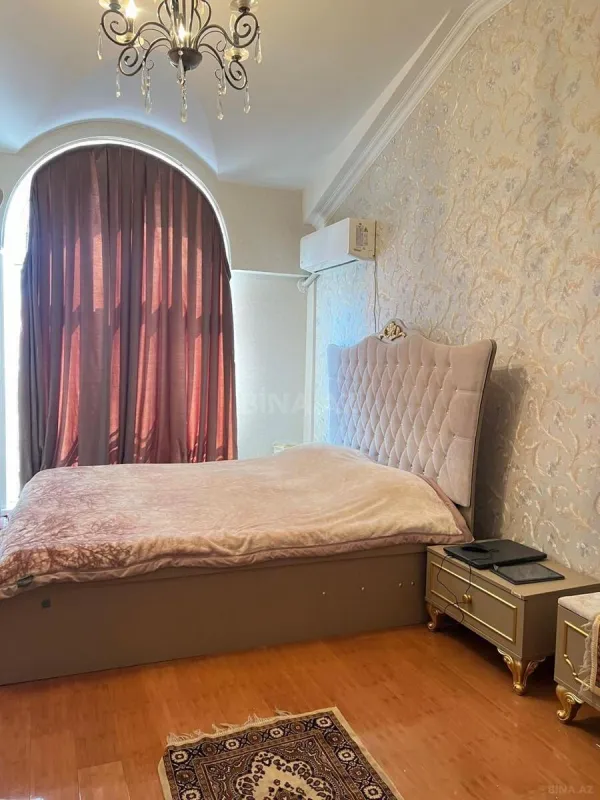 Kirayə verilir 2 otaqlı mənzil 65 m²