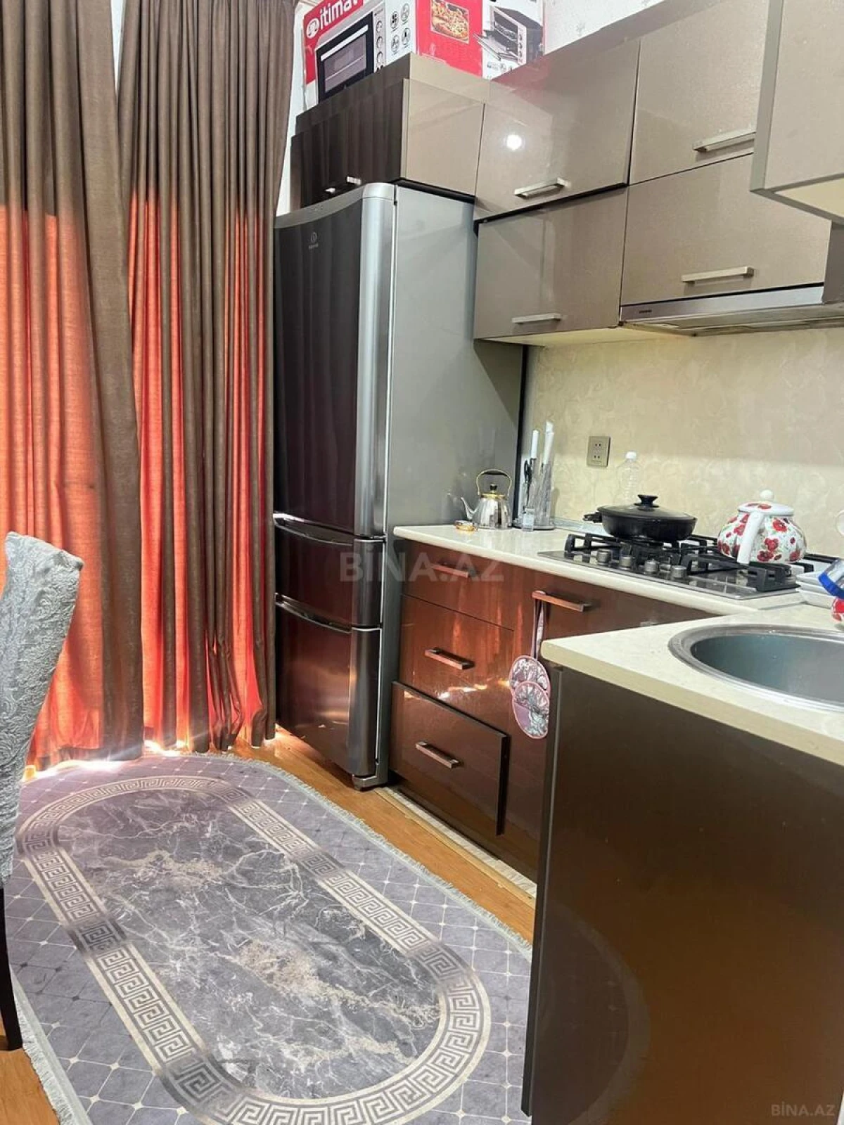 Kirayə verilir 2 otaqlı mənzil 65 m²