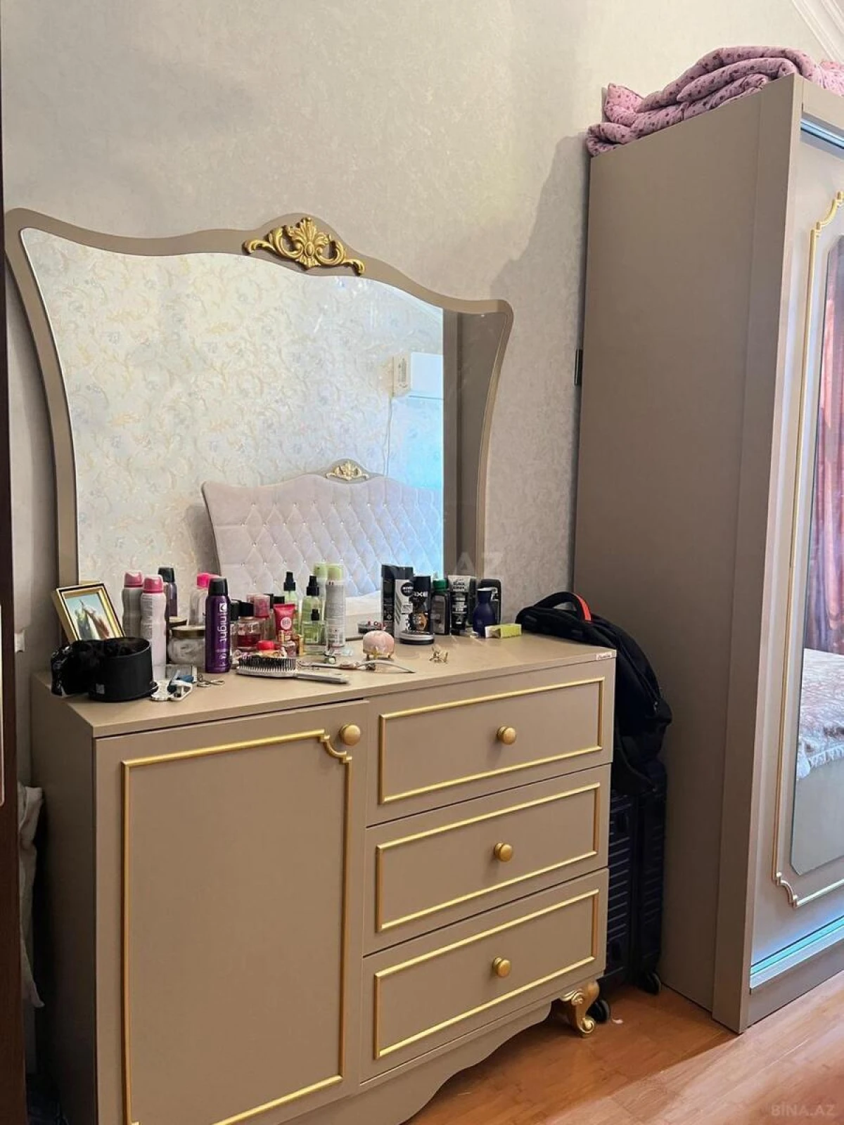 Kirayə verilir 2 otaqlı mənzil 65 m²