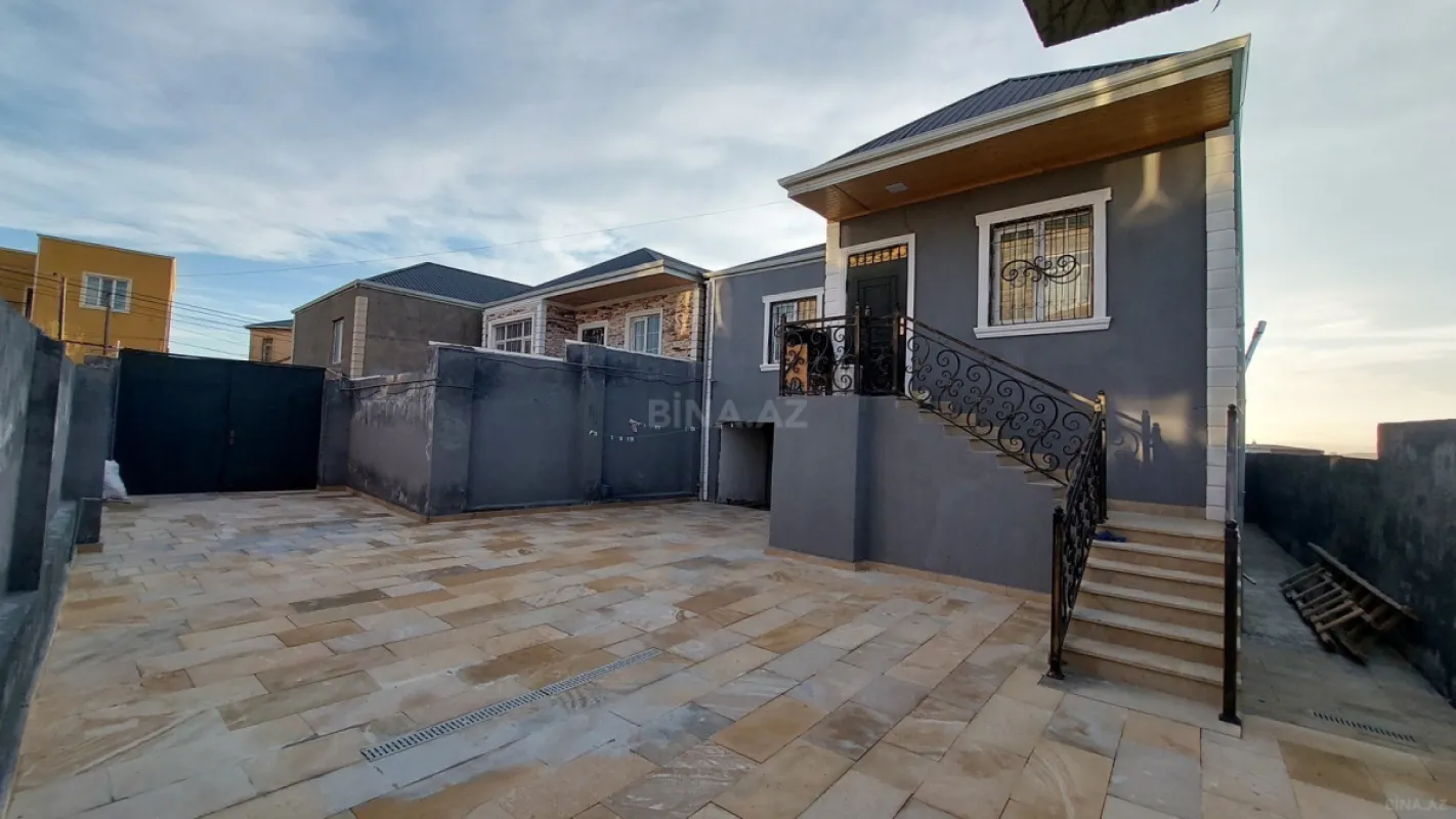 Satılır 3 otaqlı həyət evi 120 m²