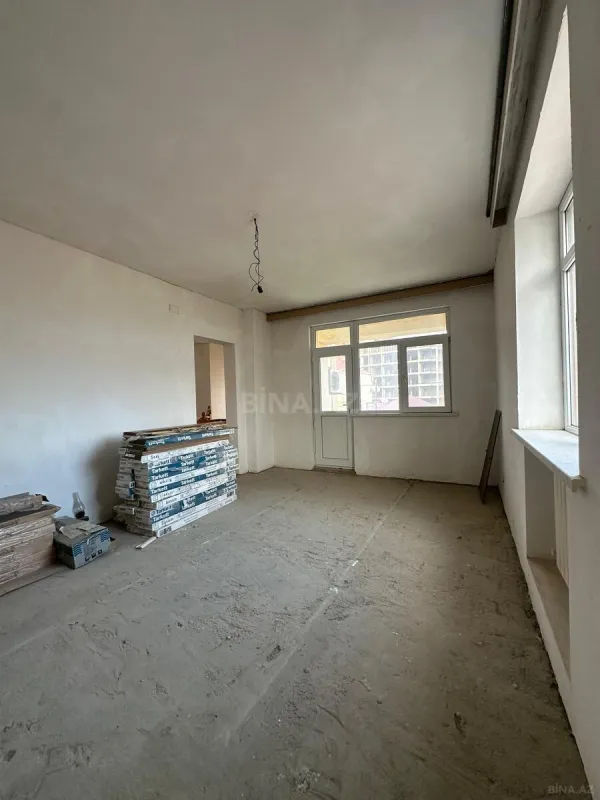 Satılır 6 otaqlı həyət evi 270 m²