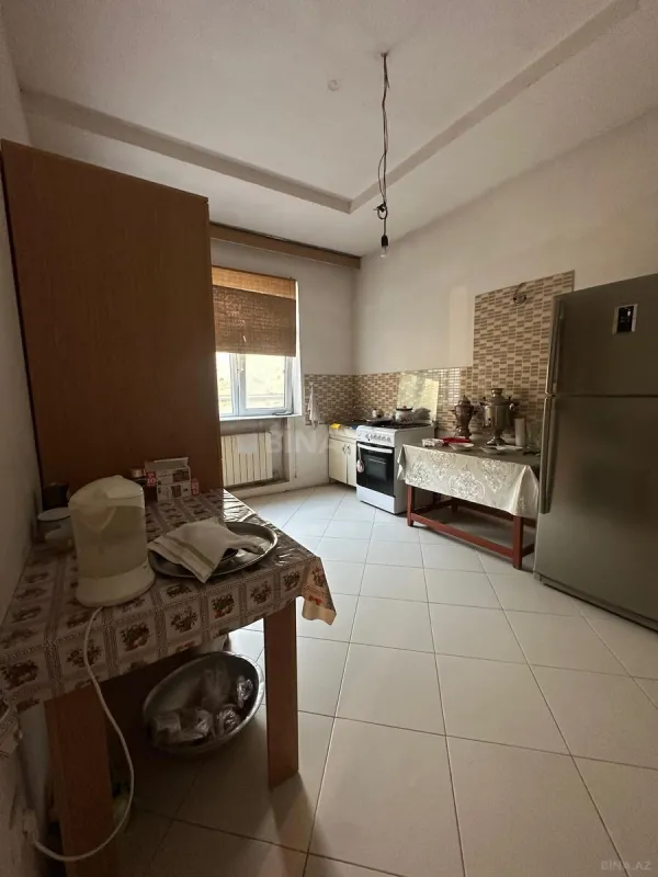 Satılır 6 otaqlı həyət evi 270 m²