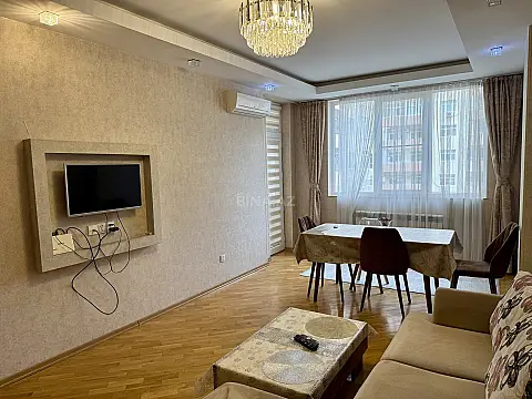 Satılır 2 otaqlı mənzil 88 m²