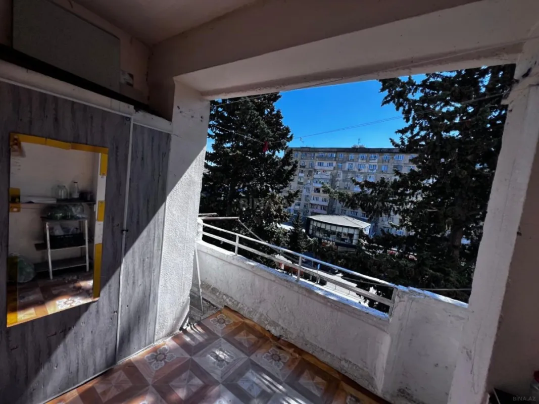 Satılır 2 otaqlı mənzil 65 m²