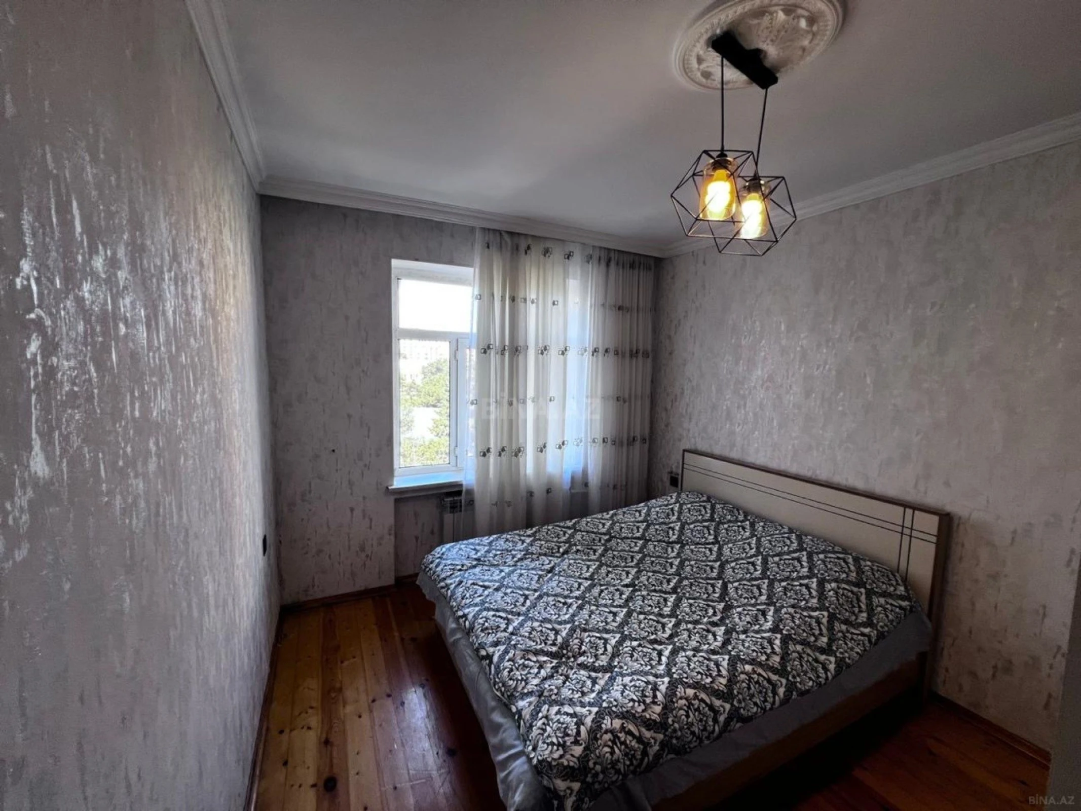Satılır 2 otaqlı mənzil 65 m²