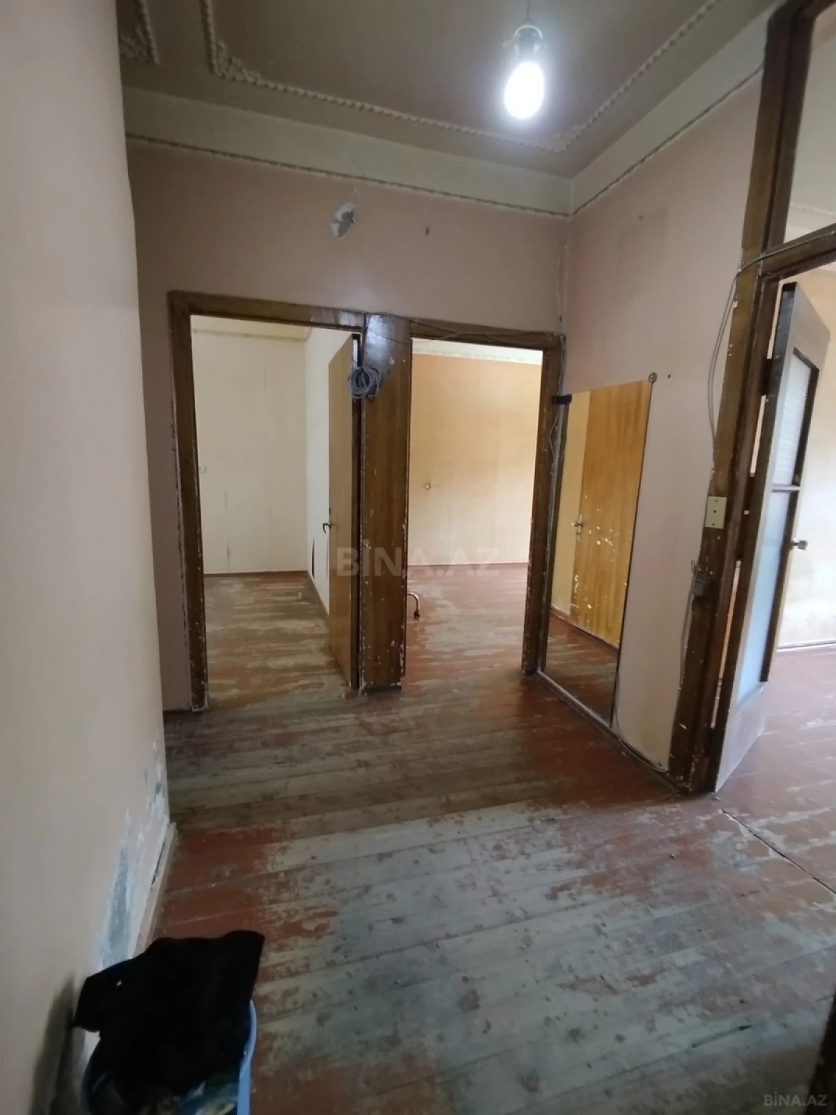 Satılır 3 otaqlı mənzil 90 m²
