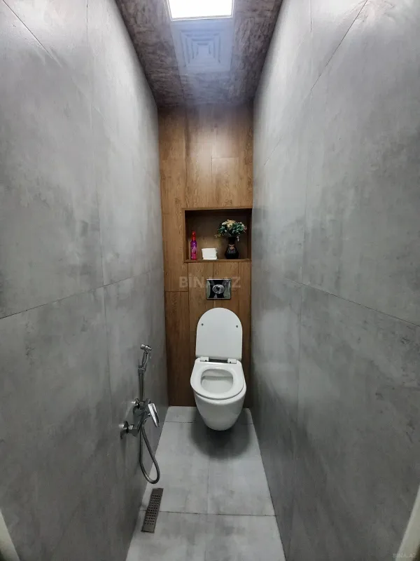 Satılır 4 otaqlı mənzil 120 m²