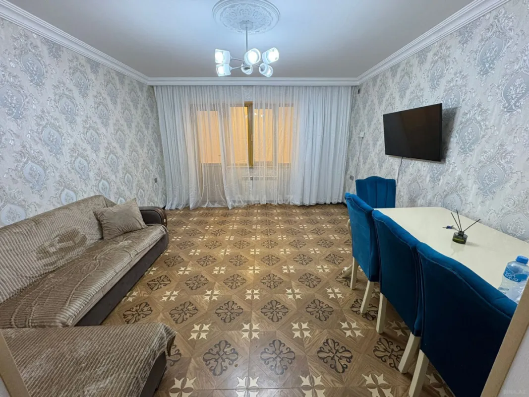Kirayə verilir 2 otaqlı mənzil 70 m²
