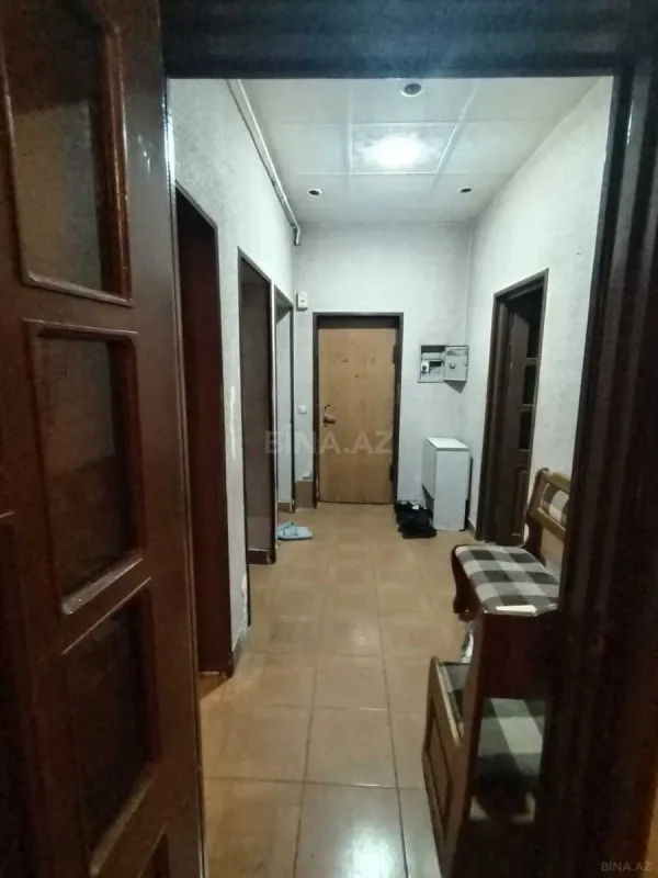 Kirayə verilir 4 otaqlı mənzil 172 m²