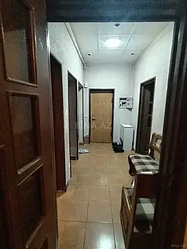 Kirayə verilir 4 otaqlı mənzil 172 m²