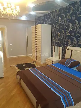 Kirayə verilir 2 otaqlı mənzil 87 m²