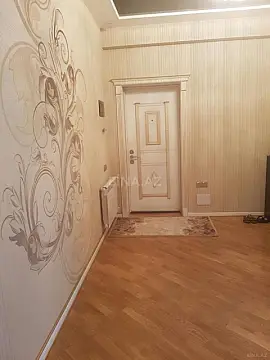 Kirayə verilir 2 otaqlı mənzil 87 m²