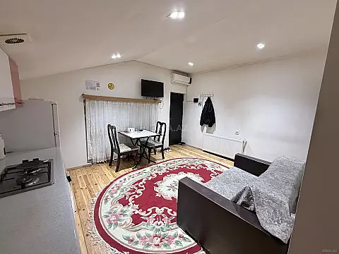 Kirayə verilir 2 otaqlı mənzil 40 m²