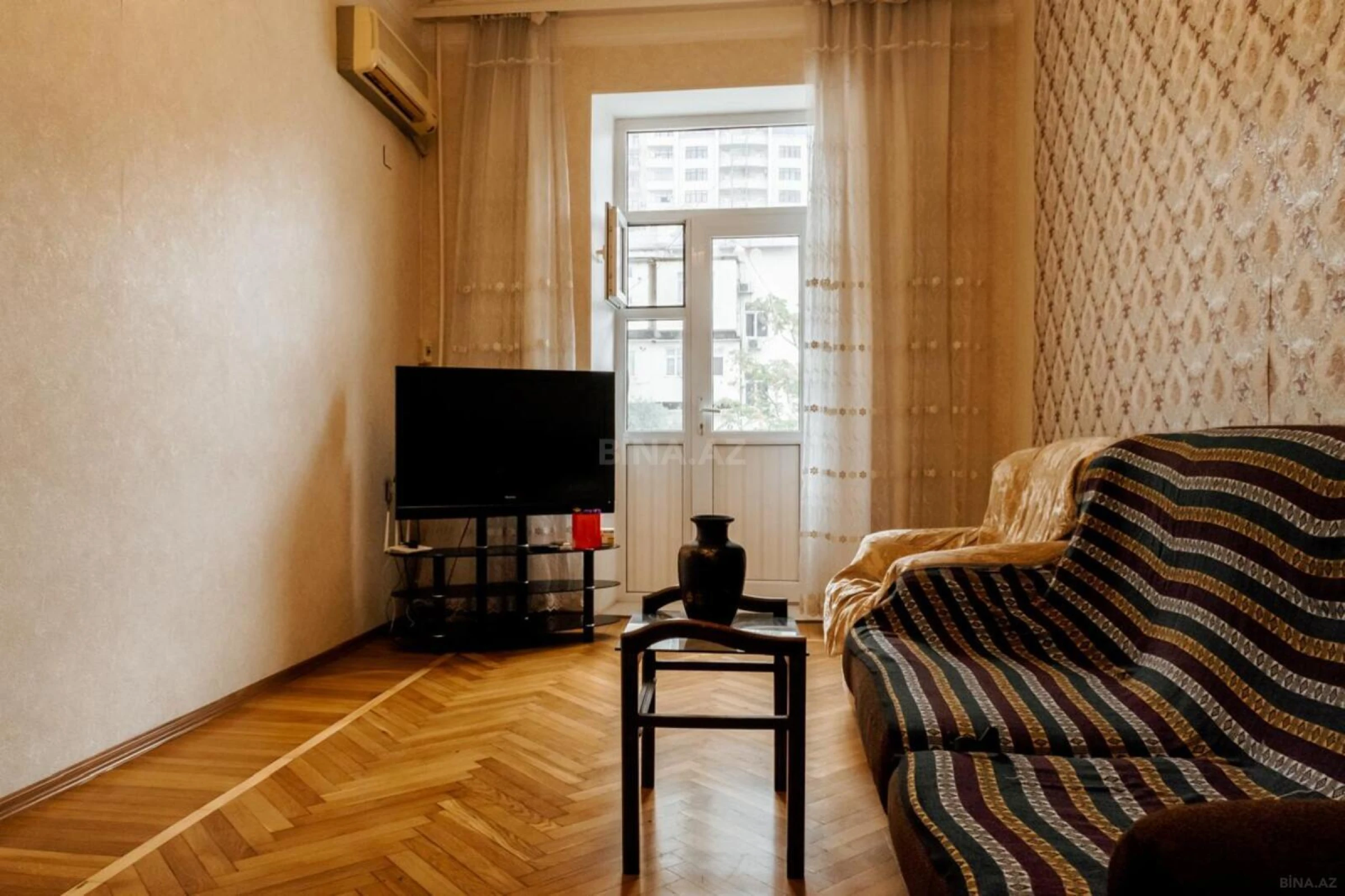 Kirayə verilir 2 otaqlı mənzil 55 m²