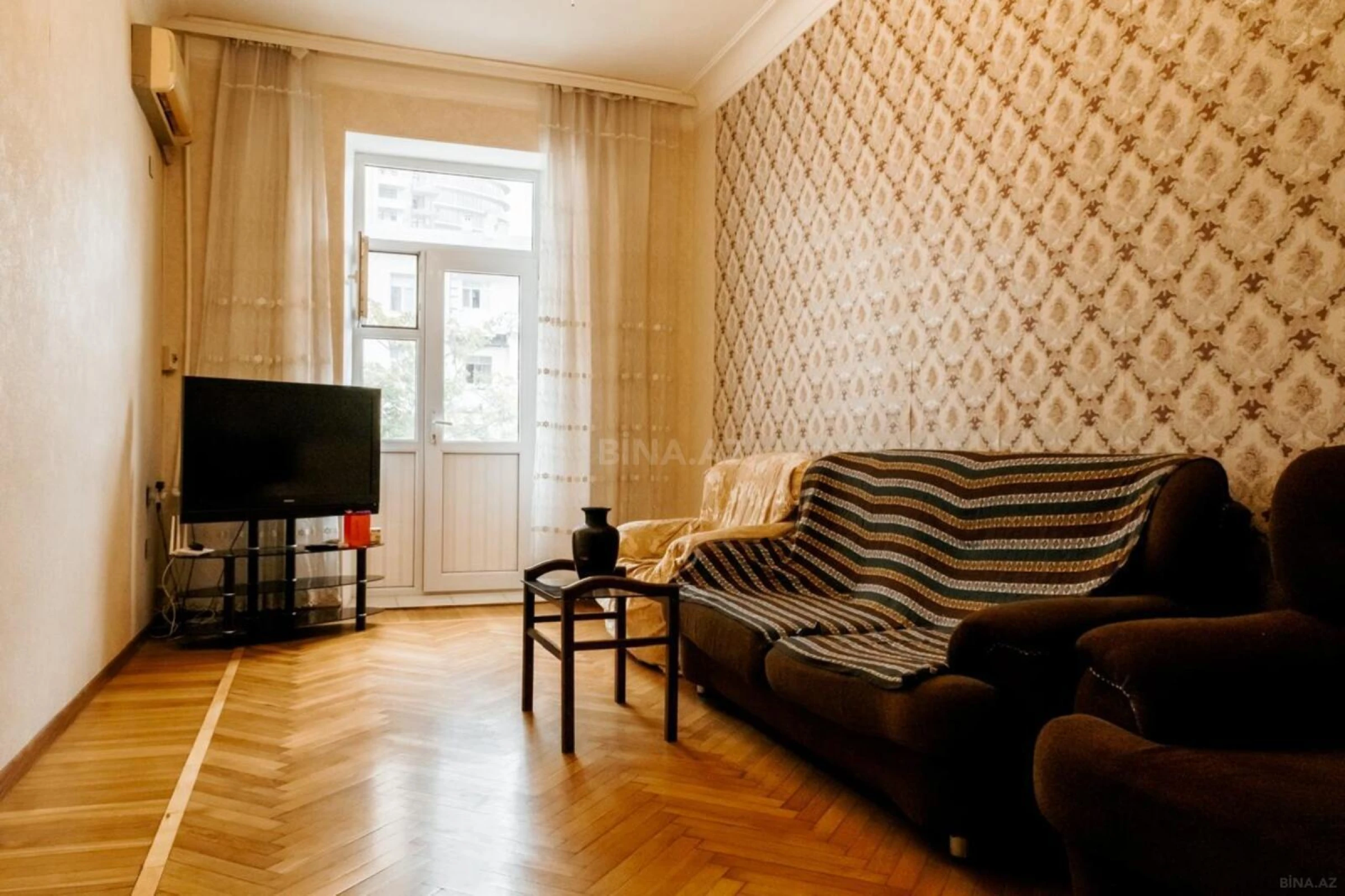 Kirayə verilir 2 otaqlı mənzil 55 m²