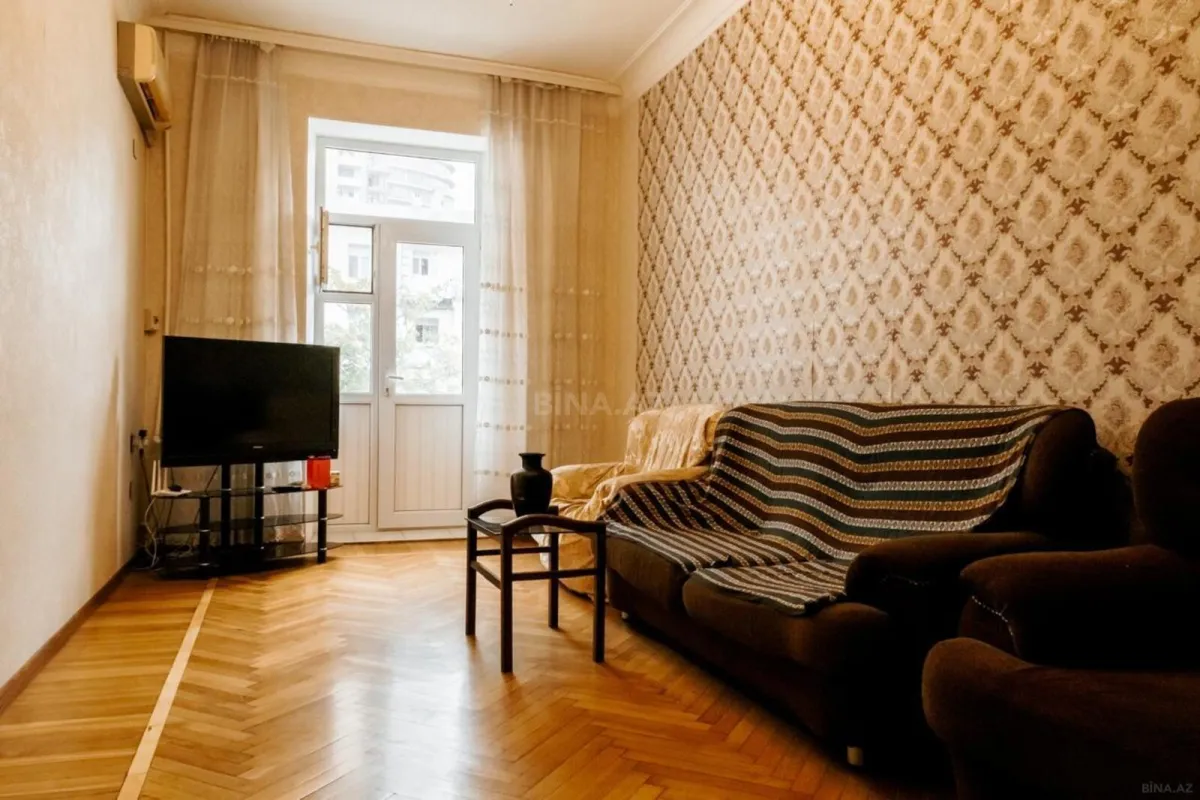 Kirayə verilir 2 otaqlı mənzil 55 m²