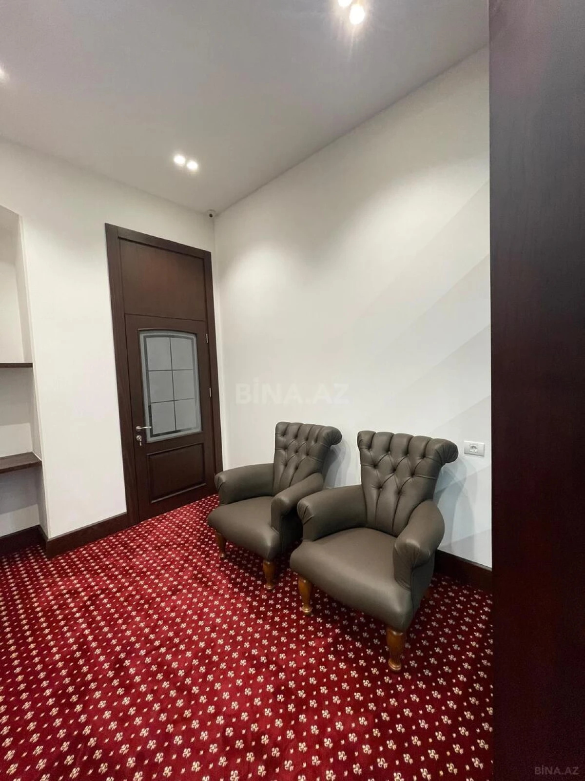 Satılır obyekt 100 m²