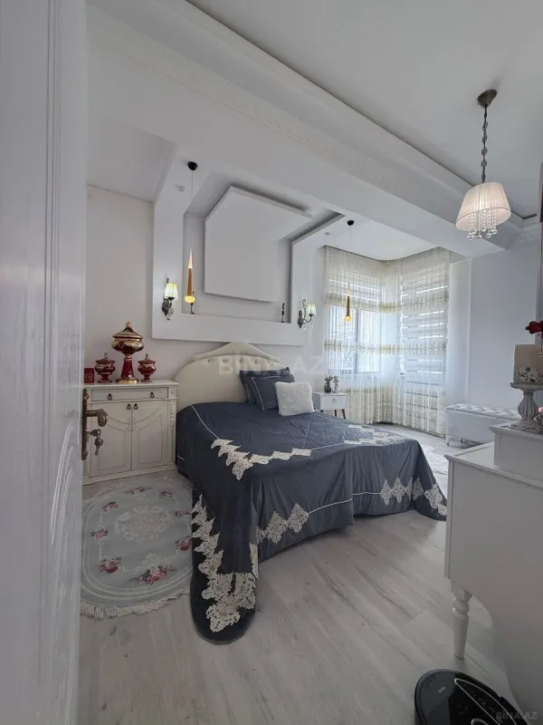 Satılır 3 otaqlı mənzil 92 m²