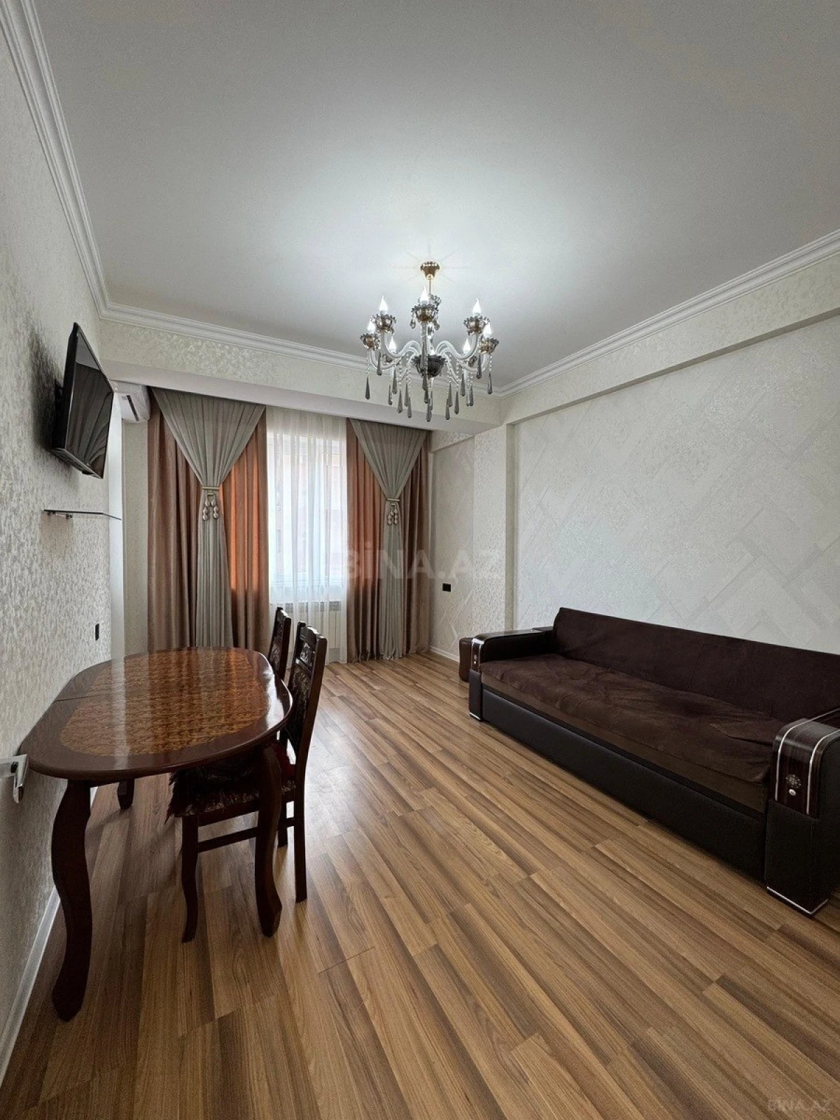 Satılır 2 otaqlı mənzil 60 m²
