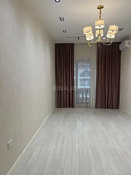 Satılır 2 otaqlı mənzil 107 m²
