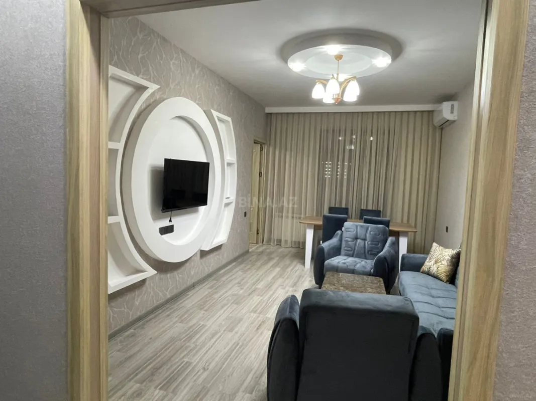 Kirayə verilir 3 otaqlı mənzil 107 m²