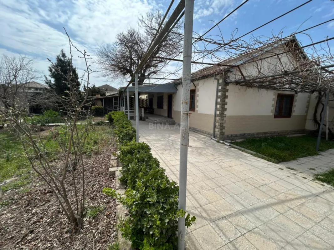 Satılır 4 otaqlı həyət evi 120 m²
