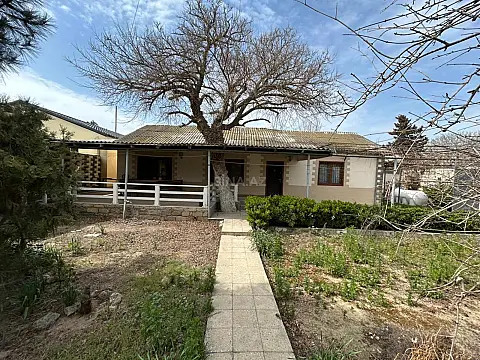 Satılır 4 otaqlı həyət evi 120 m²