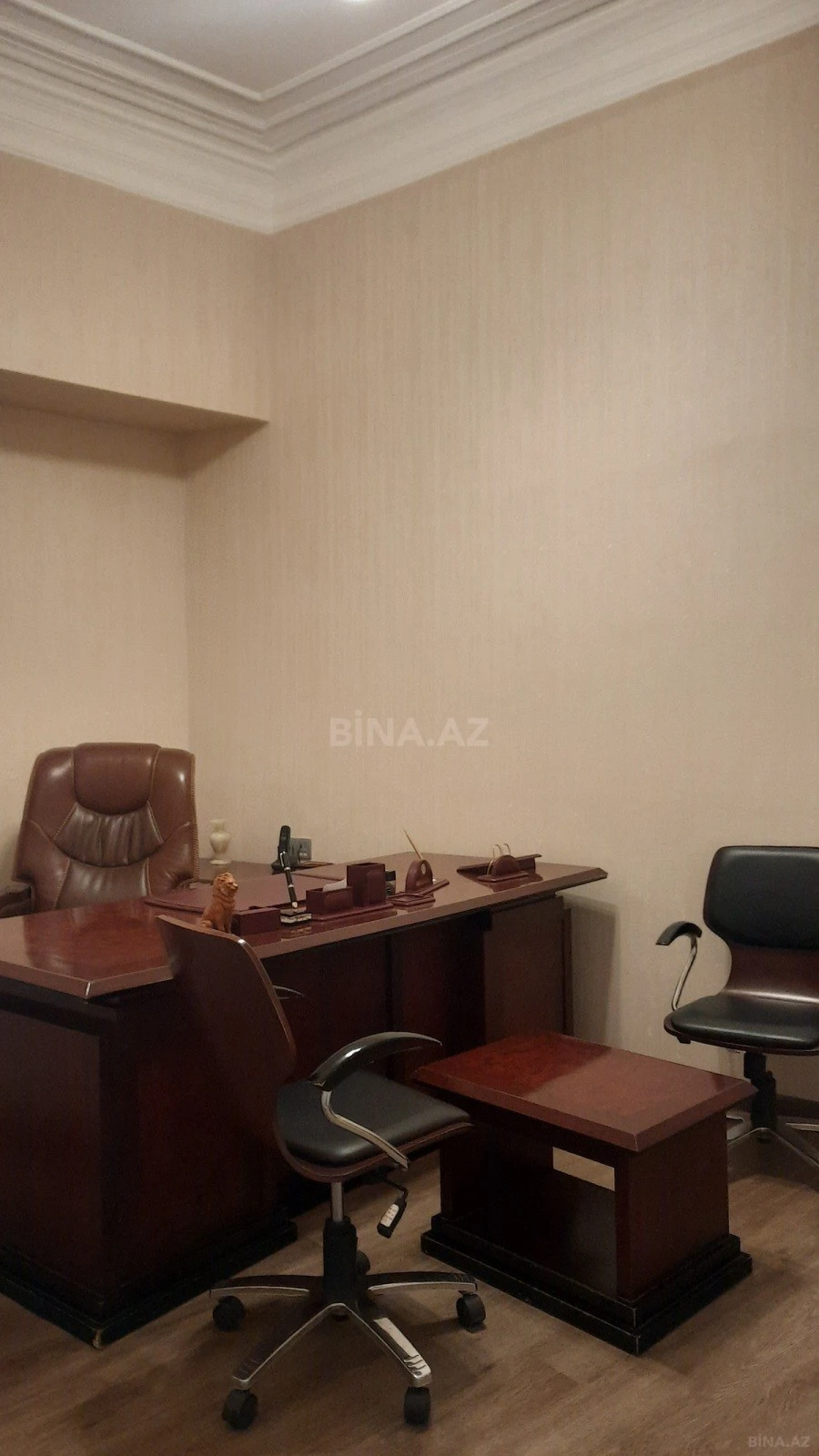 Satılır obyekt 60 m²