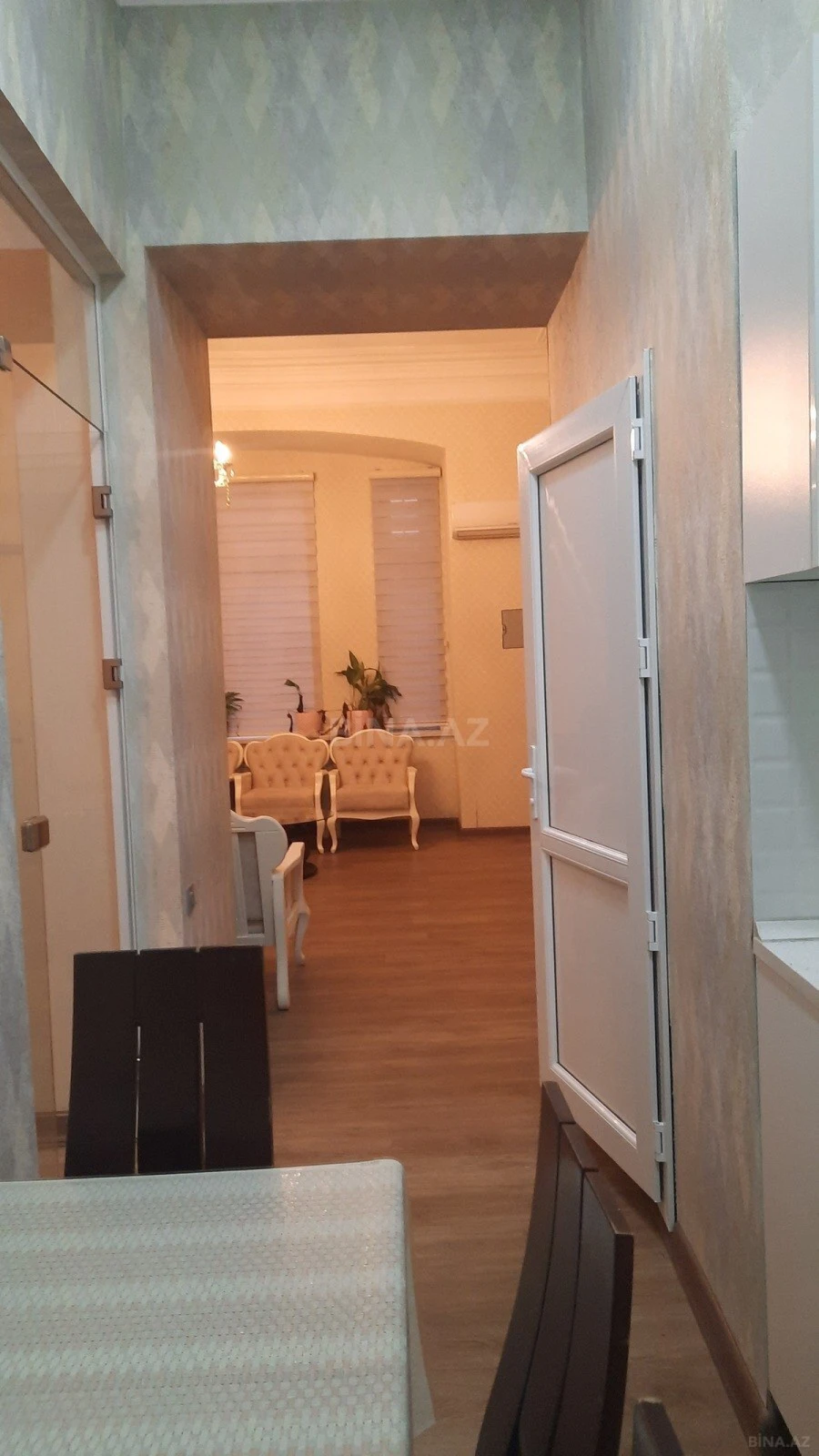 Satılır obyekt 60 m²