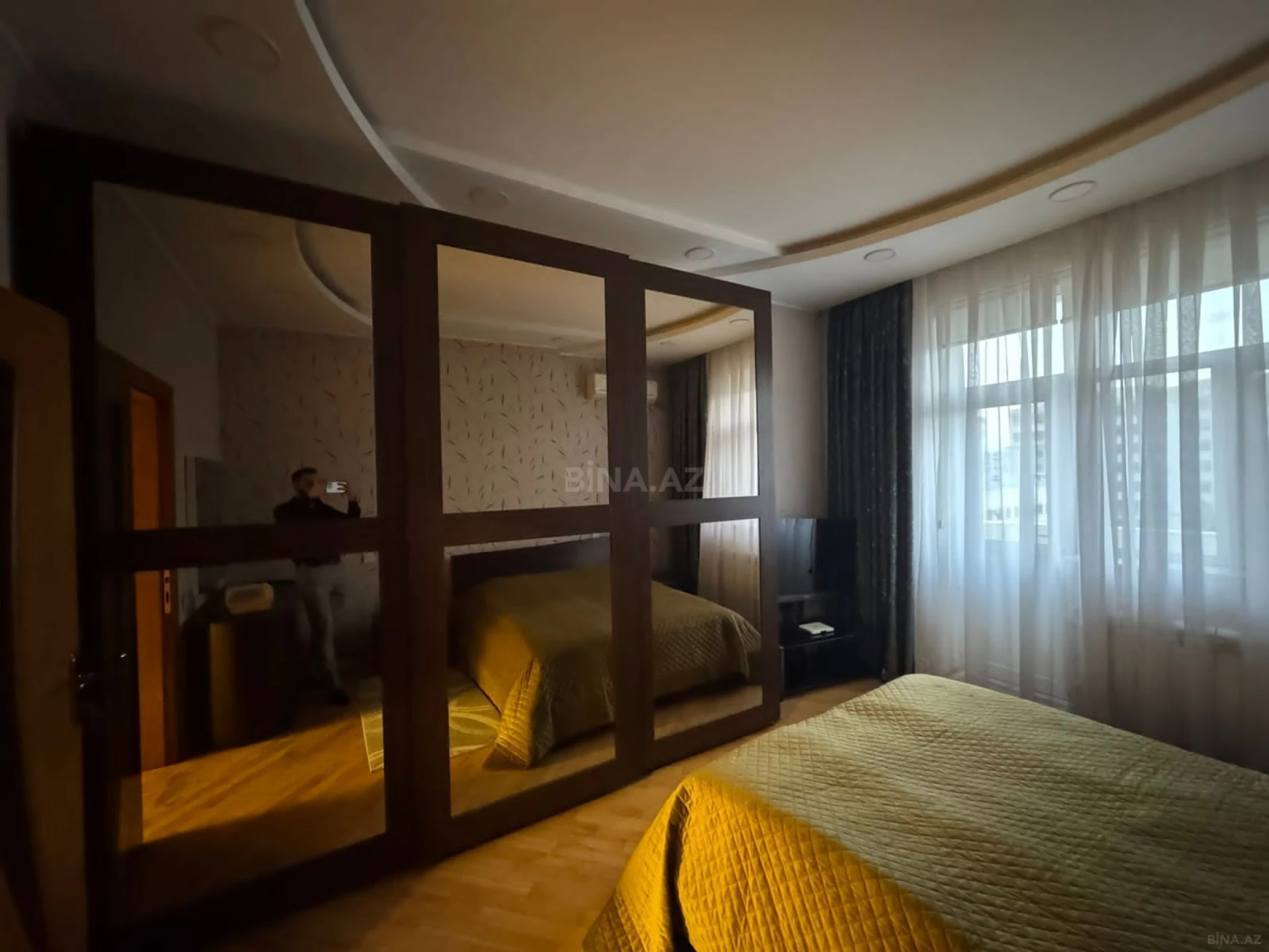 Satılır 3 otaqlı mənzil 110 m²