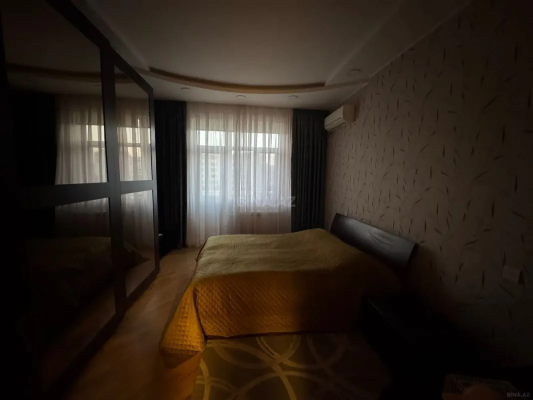 Satılır 3 otaqlı mənzil 110 m²