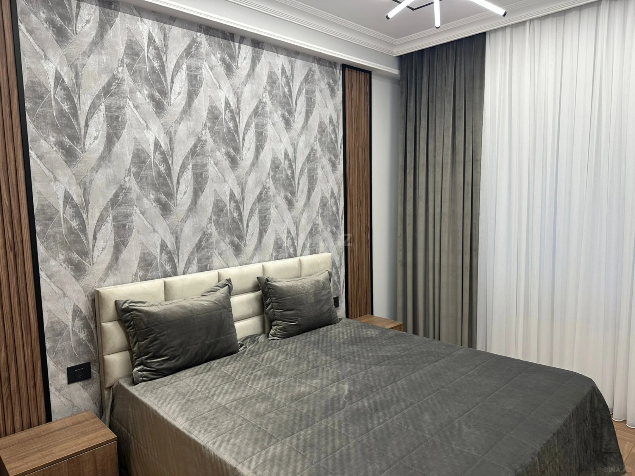 Kirayə verilir 2 otaqlı mənzil 90 m²
