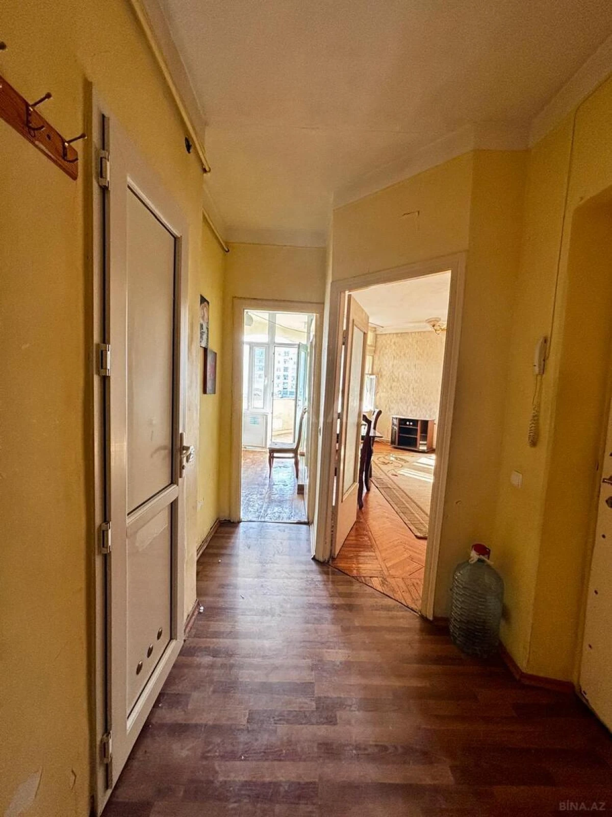 Satılır 3 otaqlı mənzil 71.7 m²
