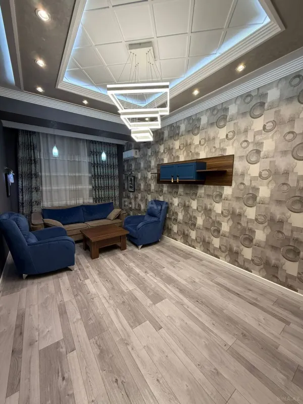 Kirayə verilir 2 otaqlı mənzil 85 m²