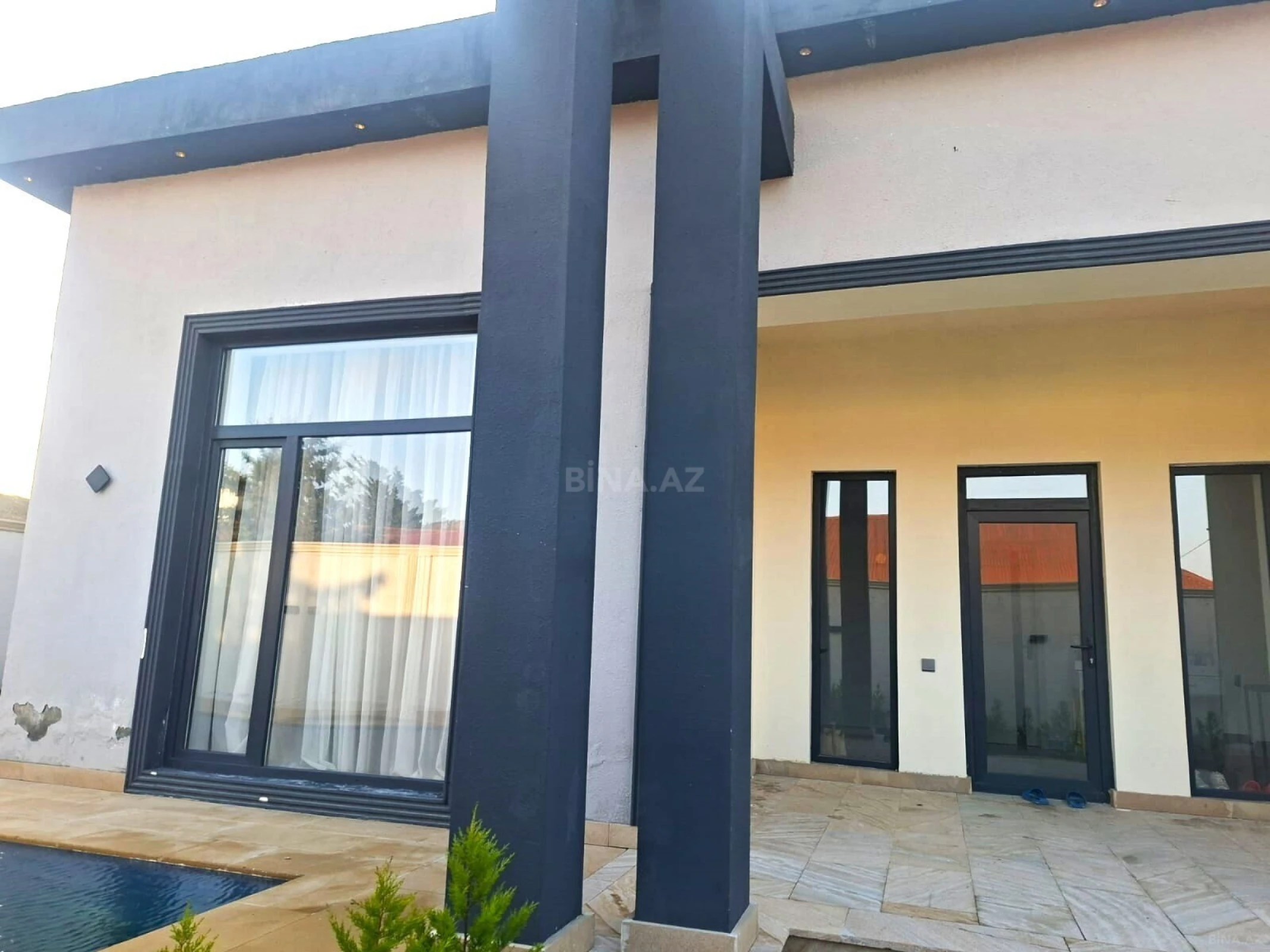 Satılır 4 otaqlı həyət evi 150 m²