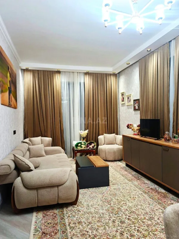 Satılır 4 otaqlı həyət evi 150 m²