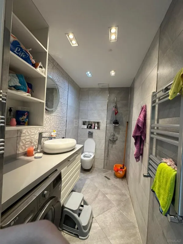 Satılır 2 otaqlı mənzil 56 m²