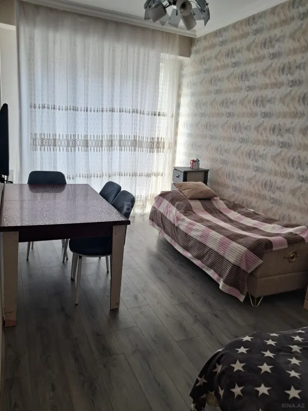 Kirayə verilir 2 otaqlı mənzil 50 m²