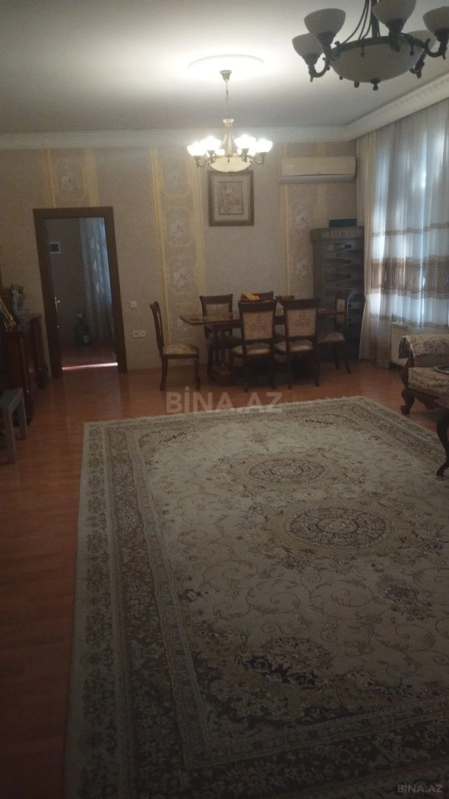 Kirayə verilir 6 otaqlı həyət evi 200 m²