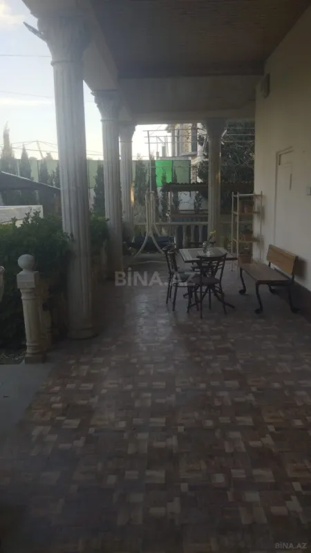 Kirayə verilir 6 otaqlı həyət evi 200 m²